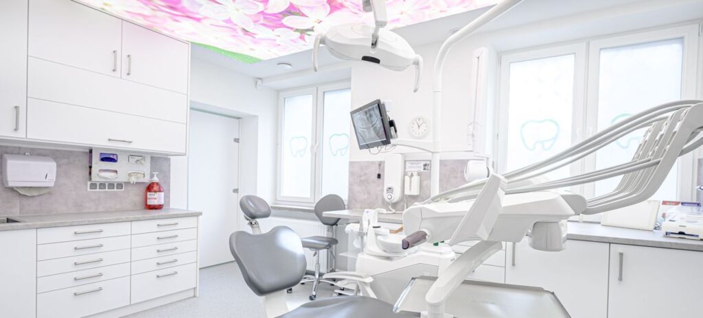 usługi stomatologiczne profilaktyka stomatologiczna