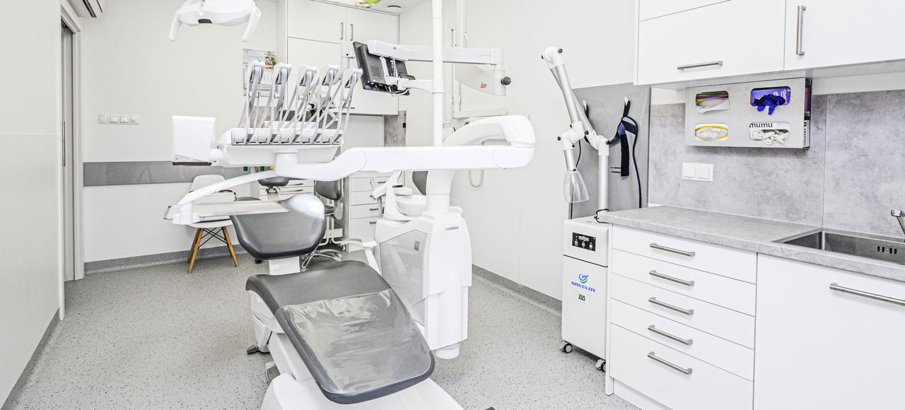 usługi stomatologiczne leczenie kanałowe